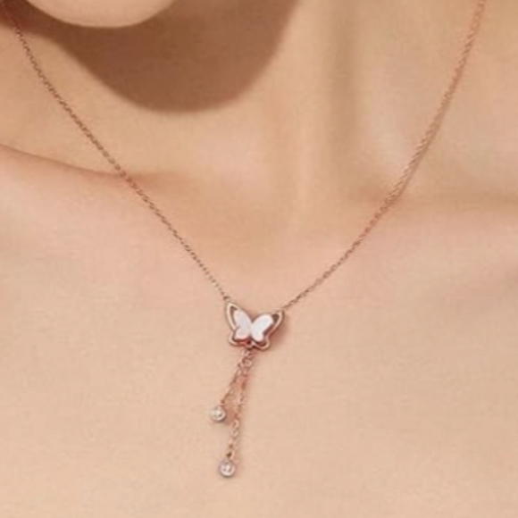WDM Butterfly Pendant Sterling 925 White Gold Plated Adjustable Chain with CZ - Picture 1 of 9